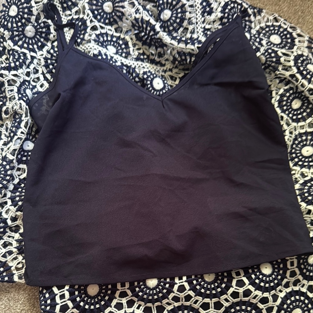 Anthropologie En Saison embroidered long sleeve crochet set. - Picture 5 of 5